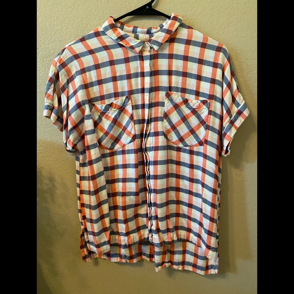 Flowy, button up top